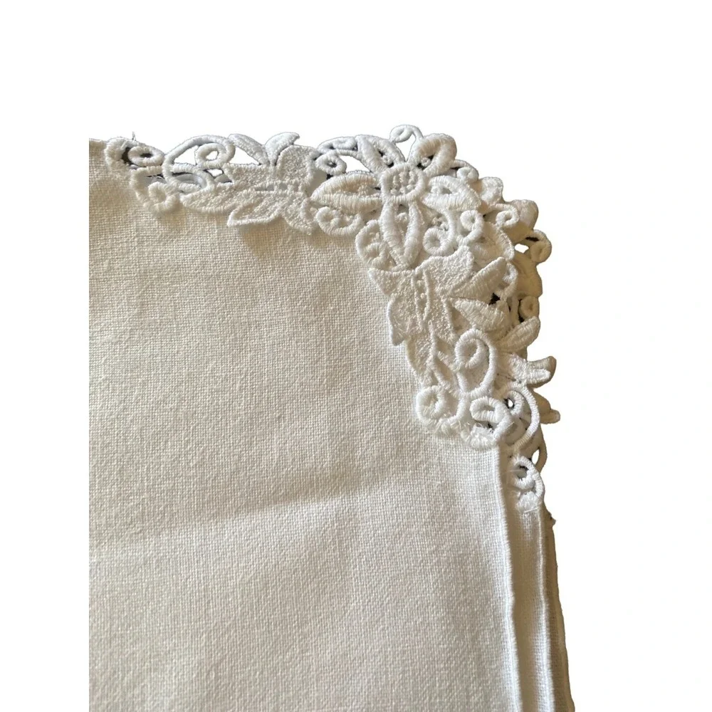 White Vintage Linen Tablecloth Topper Lace Corners